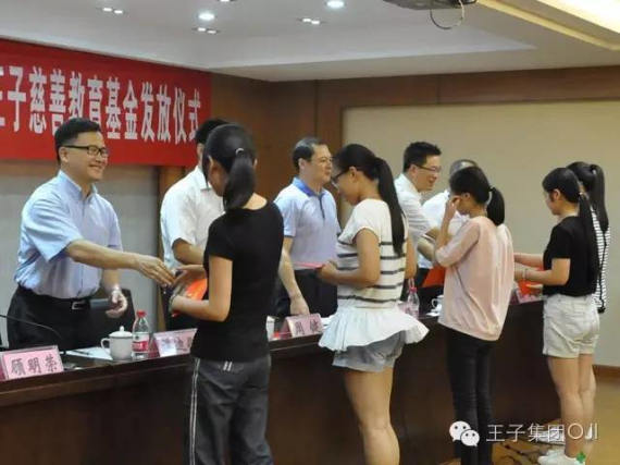 1560408946.jpg 3.jpg